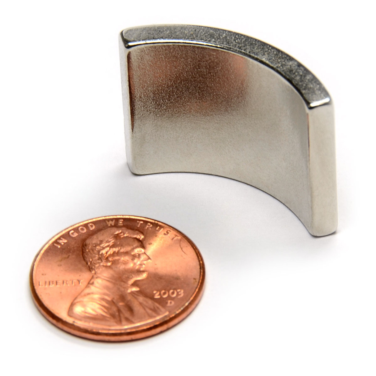 Special shaped curved magnet